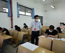 考試現(xiàn)場5